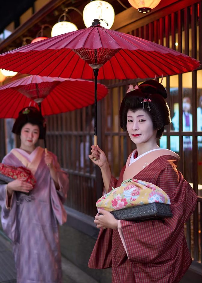 Kanazawa Asanogawa Enyukai Hall – Meet the Geisha Experience